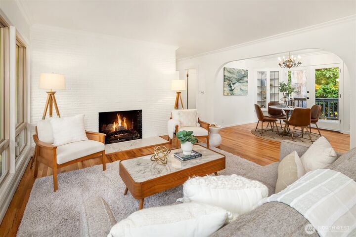 Property Photo:  10743  14th Avenue NE  WA 98125 