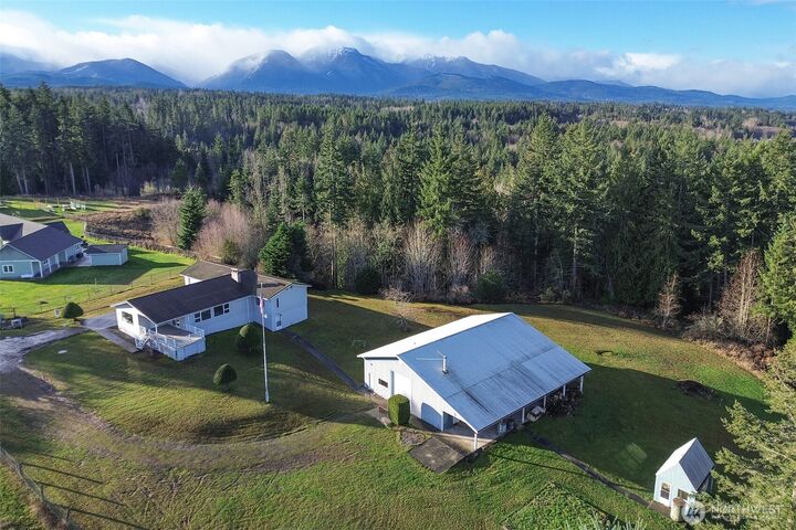 Property Photo:  186  Rebel Lane  WA 98362 