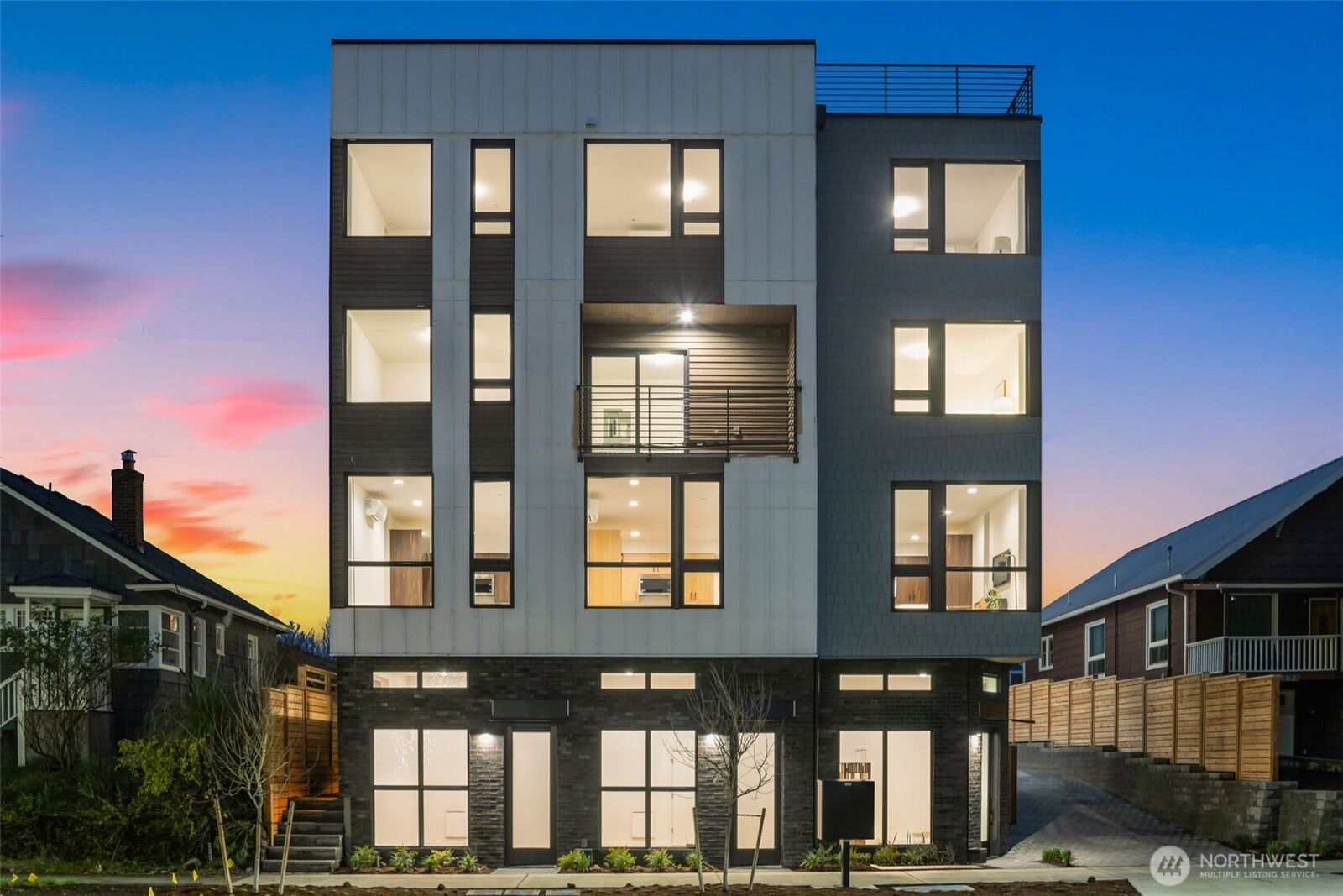 Property Photo:  4406 C  50th Avenue S  WA 98118 