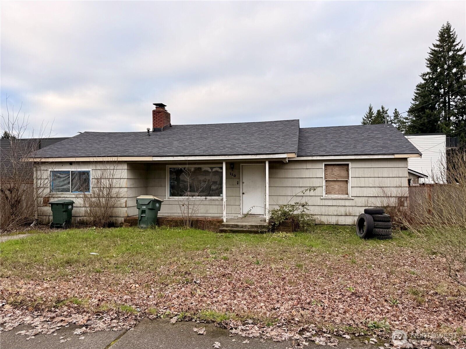 Property Photo:  110 SE X Street  WA 98501 