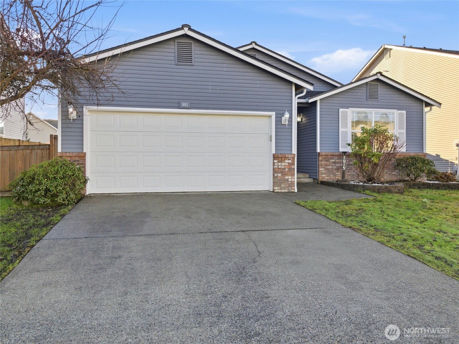 Property Photo:  1015  Nunnally Avenue NW  WA 98360 