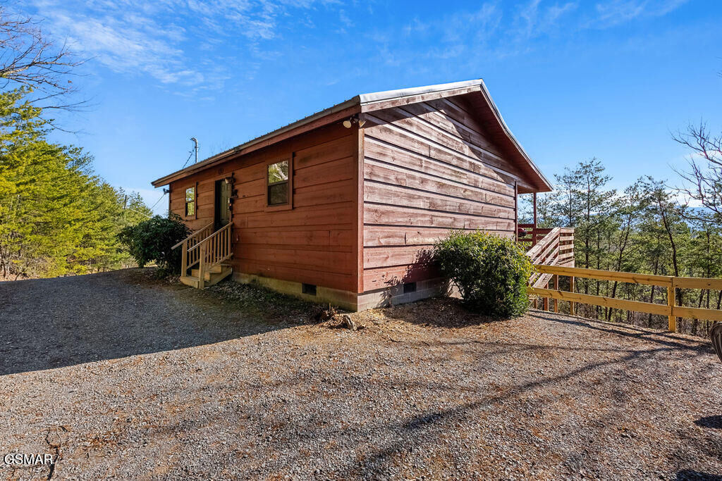 Property Photo: 1883 Blackberry Way TN 37876