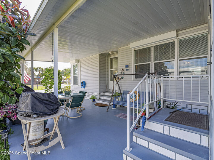 Property Photo:  7648 Kyak Court  FL 32976 