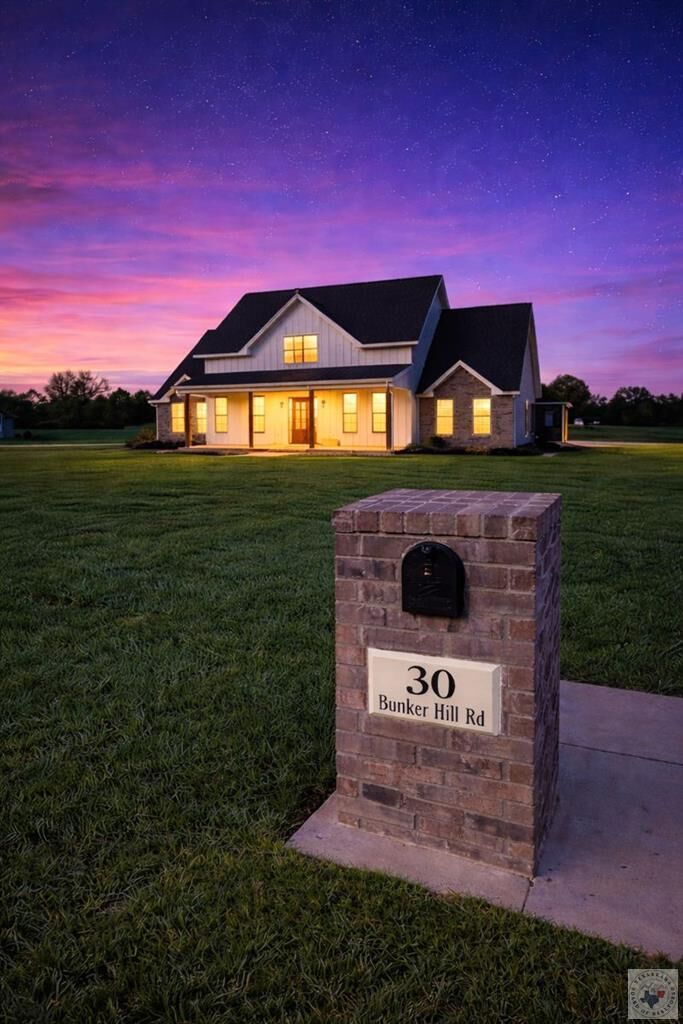 Property Photo:  30 Bunker Hill  TX 75561 