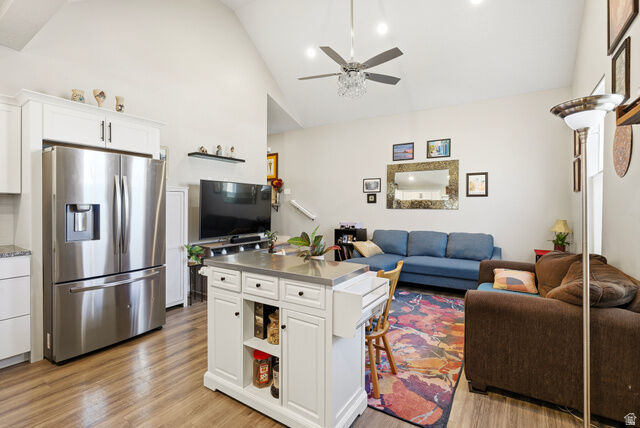 Property Photo: 935 W 200 N UT 84116
