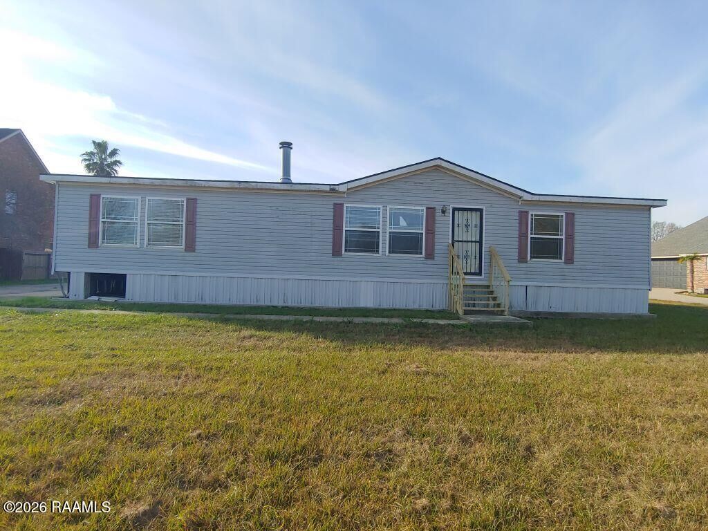 Property Photo:  104 Schoeffler Road  LA 70520 