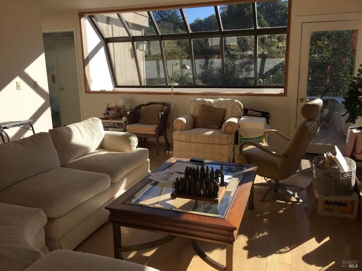 Property Photo:  19 Holly Avenue  CA 94939 