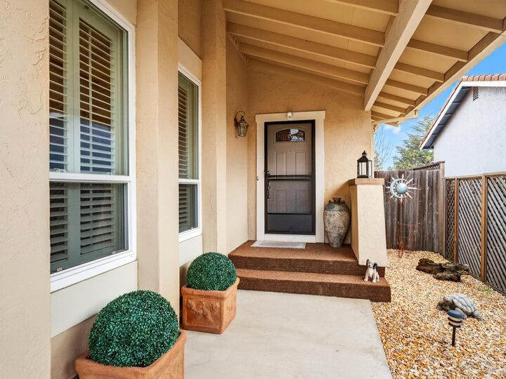 Property Photo:  116 Rose Petal Court  CA 94954 