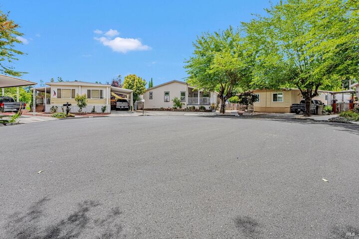 Property Photo:  817 Corte Azul Court  CA 94928 