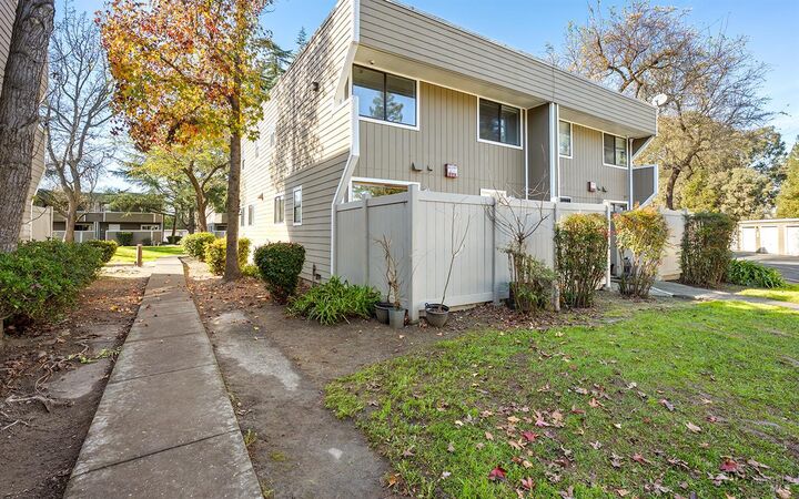Property Photo: 2123 W Steele Lane CA 95403