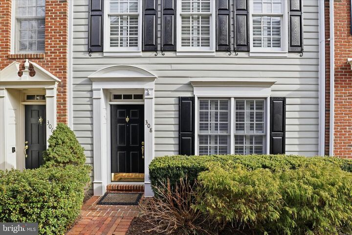 Property Photo: 308 S Fayette Street VA 22314