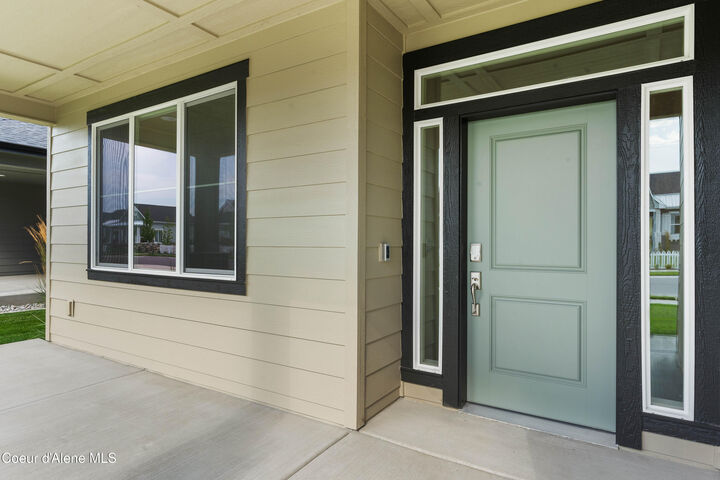 Property Photo: 7586 N Girard Cir ID 83815