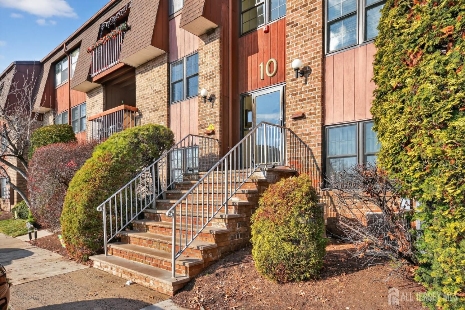 Property Photo:  111 Keystone Court A  NJ 07095 