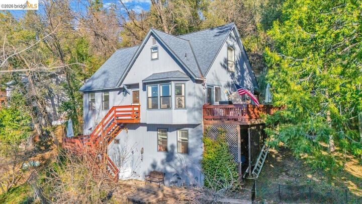 Property Photo: 20550 Ponderosa Way CA 95379