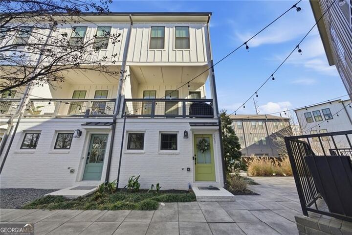 Property Photo:  1242 Cushenberry Lane 10  GA 30318 