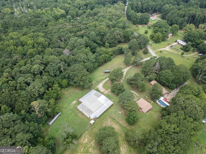 Property Photo: 95 Dixie Trail GA 30014