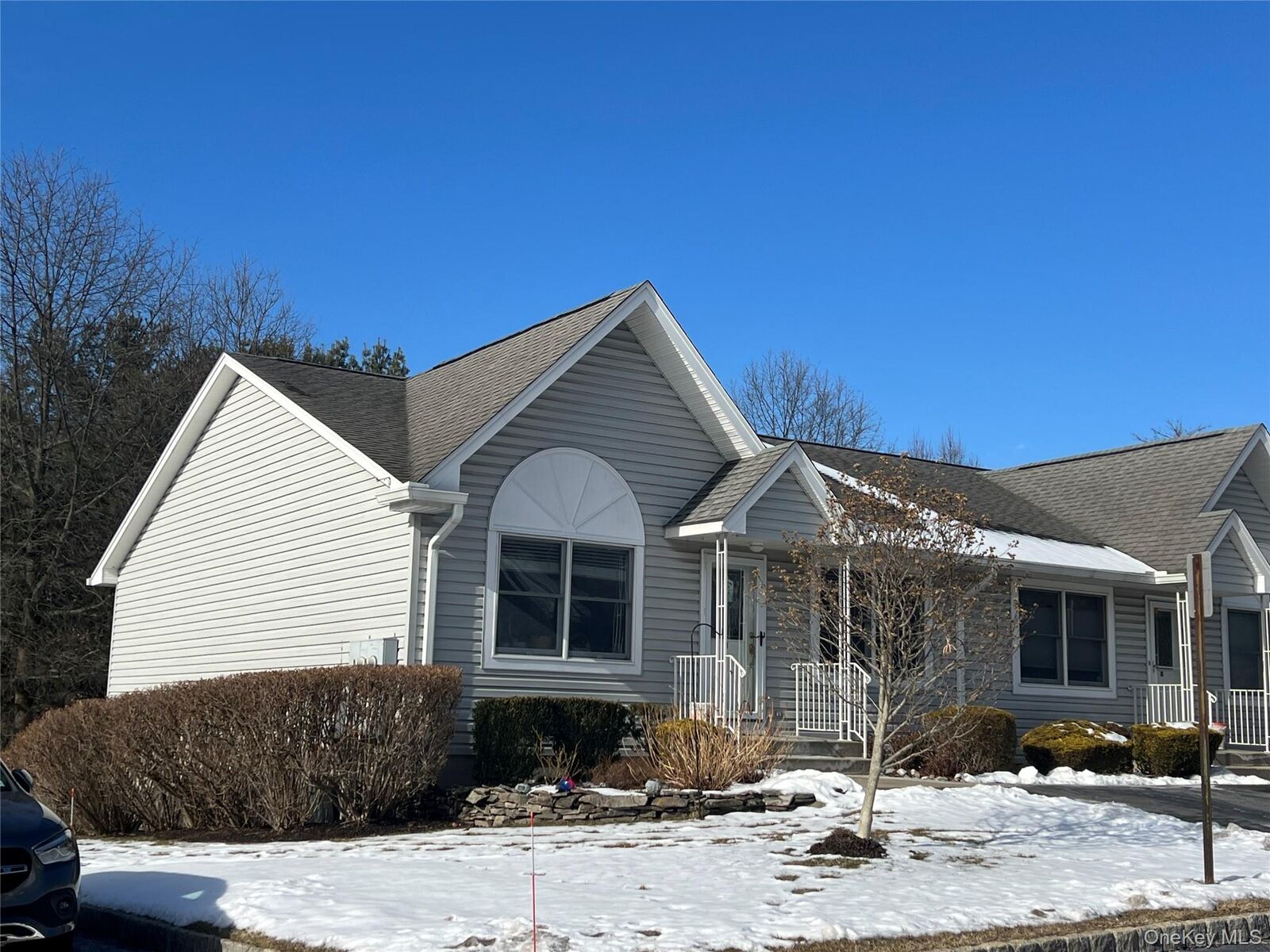 Property Photo: 8 Windsor Circle NY 10956