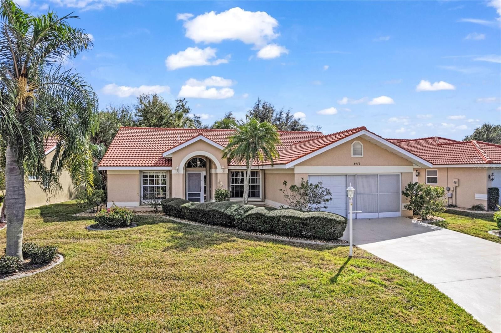 Property Photo:  8479 Creekview Lane  FL 34224 