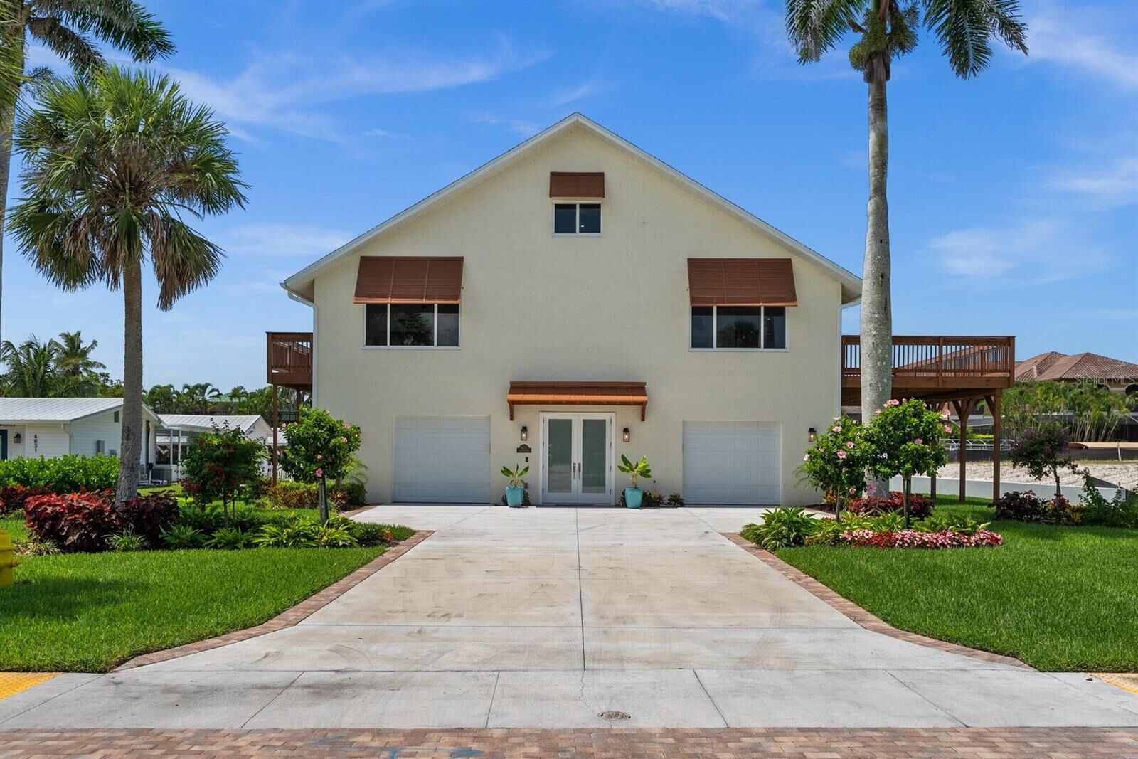 Property Photo:  4837 Tarpon Avenue  FL 34134 