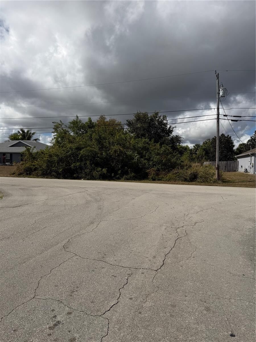Property Photo:  4244 SW Jame Street  FL 34953 