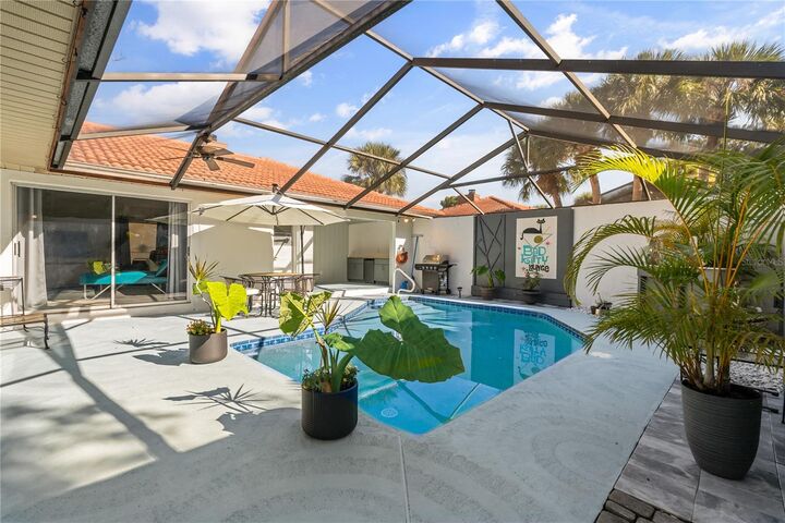 Property Photo:  4938 Samoa Circle 6  FL 32808 