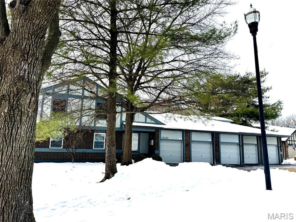 Property Photo: 13131 Royal Pines Drive 3 MO 63146