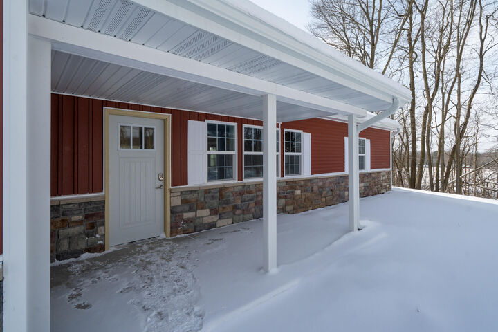 Property Photo: 2824 E B Avenue MI 49080