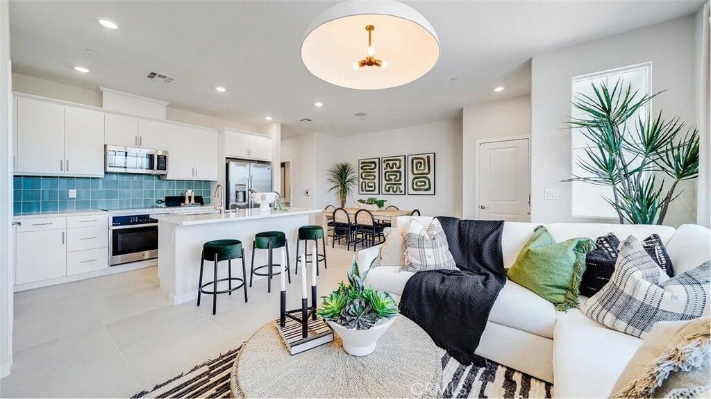 Property Photo: 2673 Cloudview Privado CA 91761