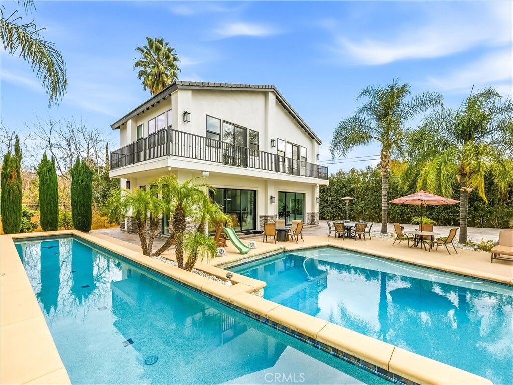 Property Photo:  215 San Rafael Street  CA 92373 