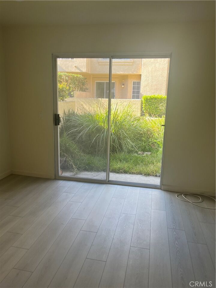 Property Photo:  27963 Via Moreno  CA 92677 