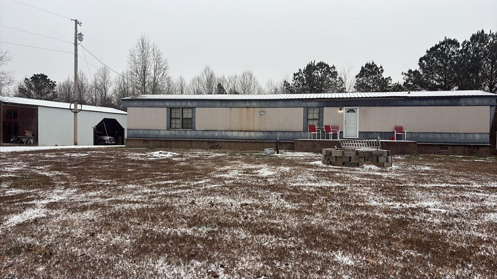 Property Photo: 1595 Johnson Branch Rd TN 38478