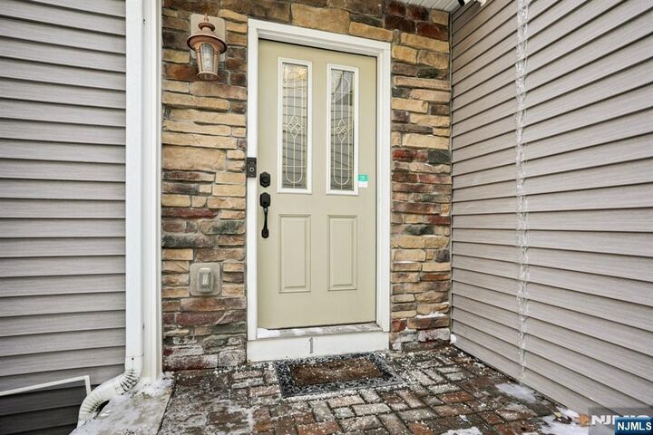 Property Photo:  784 Kinderkamack Road 101  NJ 07661 