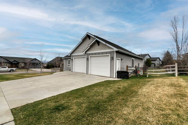 Property Photo:  2728 Carnoustie Way  MT 59808 