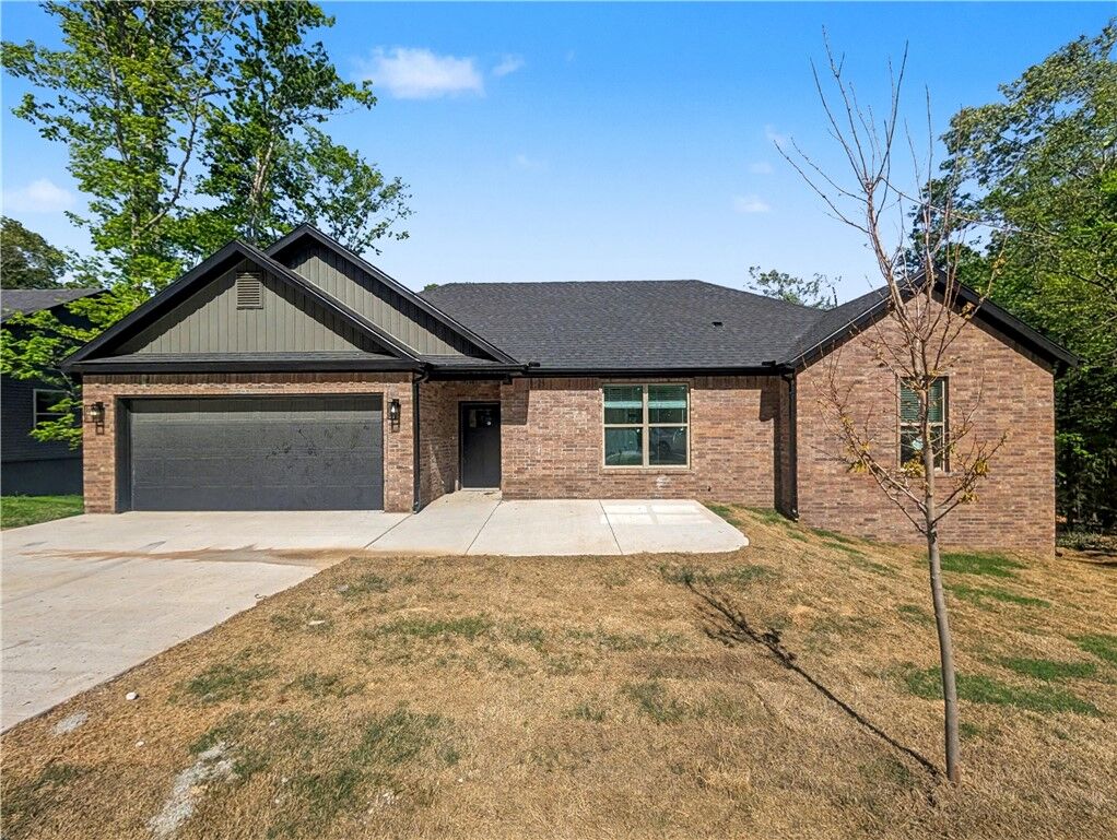 Property Photo:  92 Ayr Drive  AR 72715 