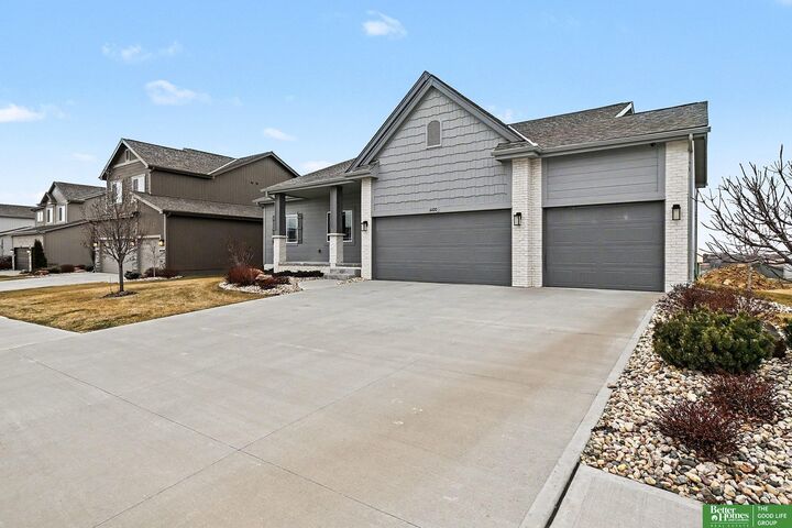 Property Photo:  6420 N 168th Avenue  NE 68116 