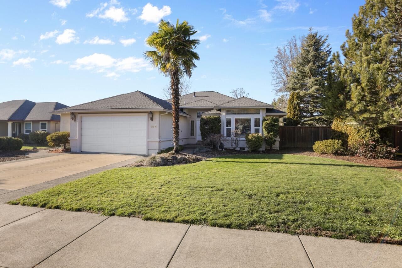 Property Photo: 184 Keystone Way OR 97524