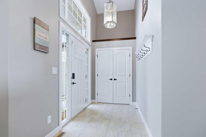 Property Photo:  34 Cambridge Close  AB T4M 0A3 