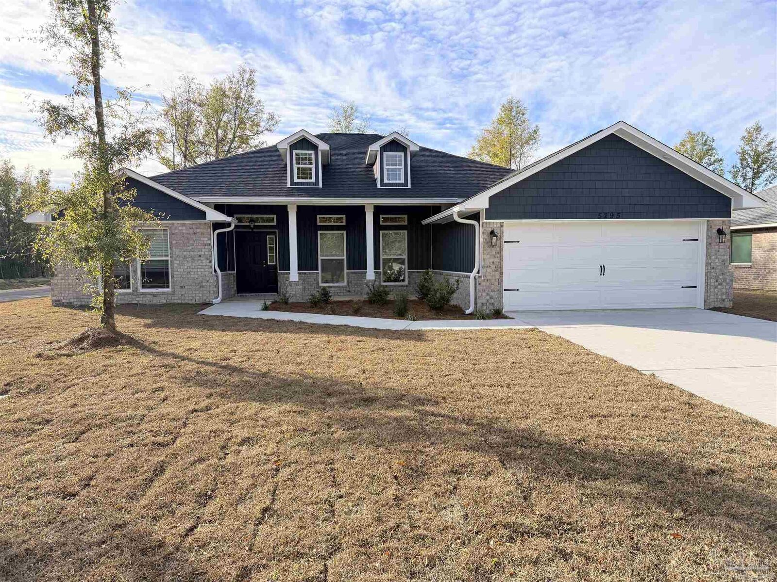 Property Photo: 5271 Wahoo Rd FL 32571