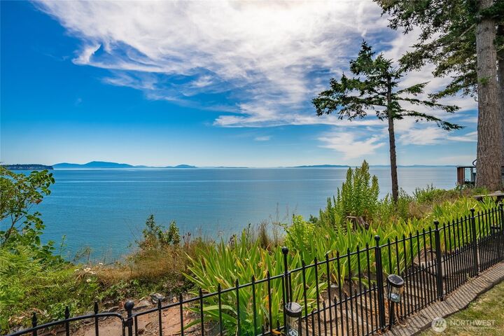 Property Photo:  5727  Nakat Way  WA 98230 