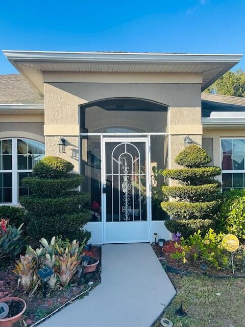 Property Photo:  221 SW Kestor Drive  FL 34953 