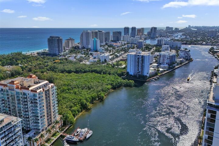 Property Photo:  2845 NE 9th Street 603  FL 33304 