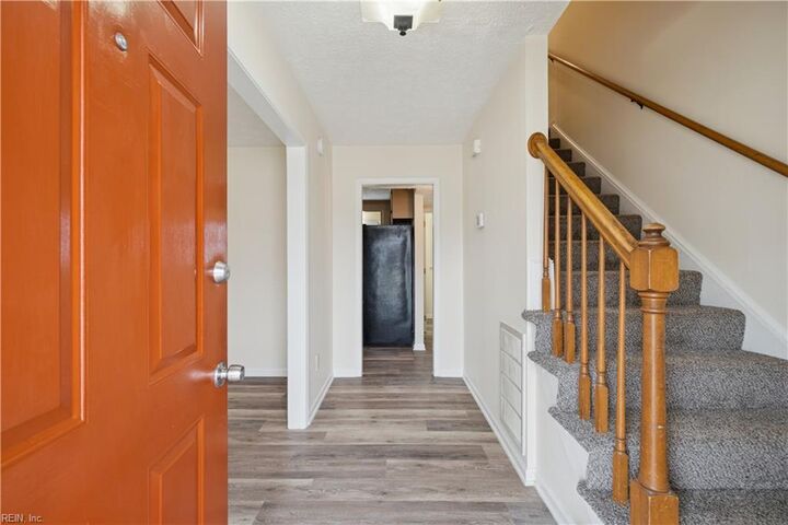 Property Photo:  3 Kansas Ct  VA 23669 