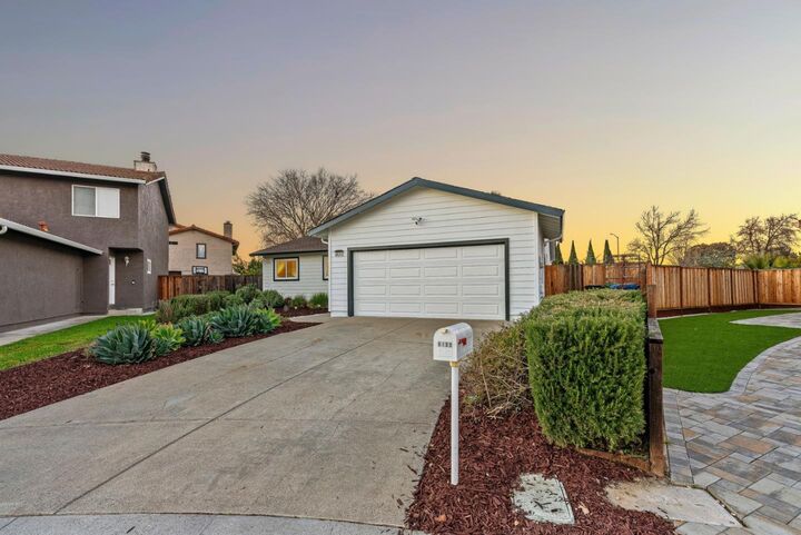 Property Photo:  6133 Broadway Avenue  CA 94560 