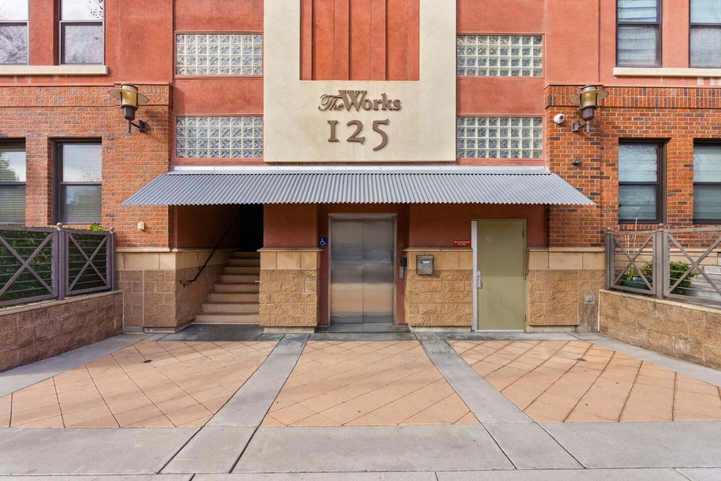 Property Photo: 125 Patterson Street 221 CA 95112