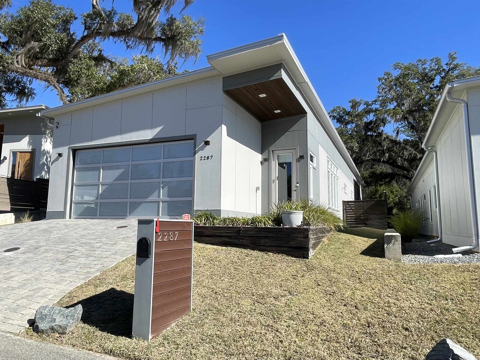 Property Photo: 2287 Lake Hall Drive FL 32309
