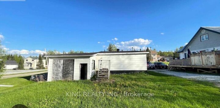 Property Photo: 201 Third Avenue ON P0M 1Z0