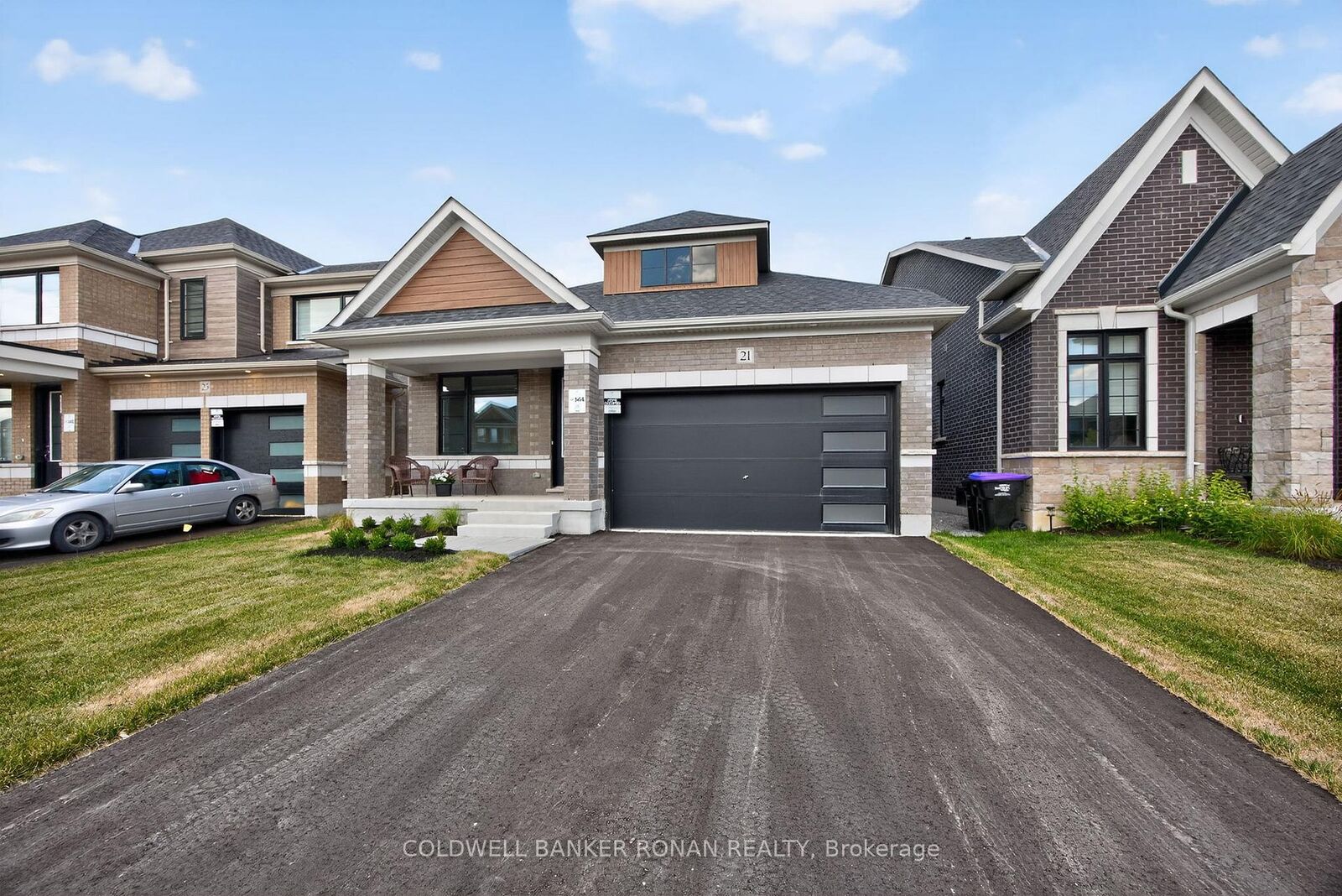 Property Photo:  21 Sparrow Way  ON L0G 1W0 