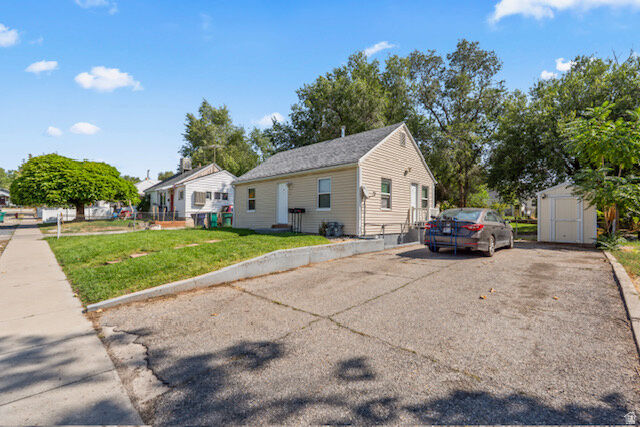 Property Photo:  51 S 400 E  UT 84015 