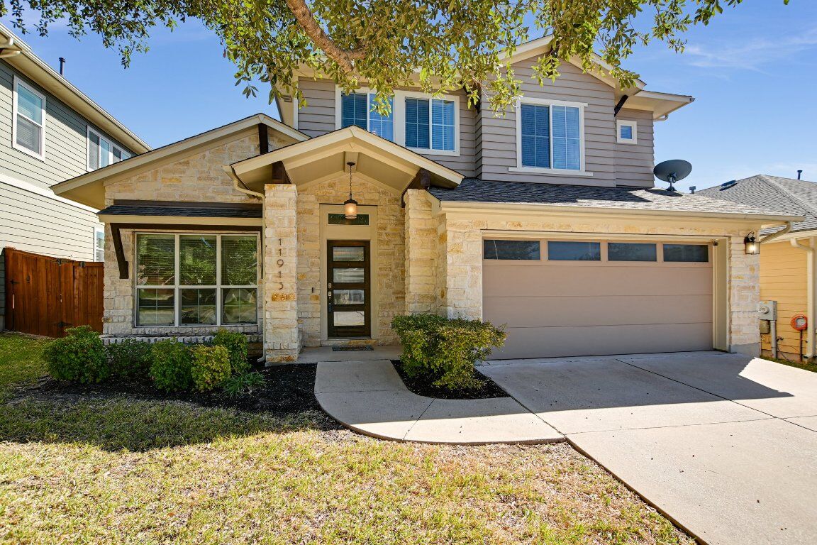 Property Photo: 11913 Natures Bend TX 78753