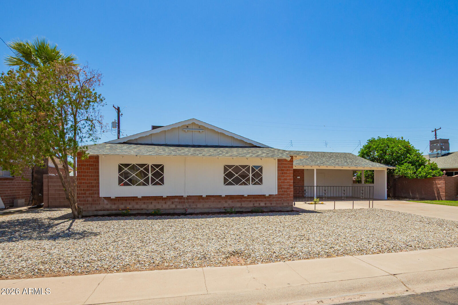 Property Photo:  3913 W Krall Street  AZ 85019 